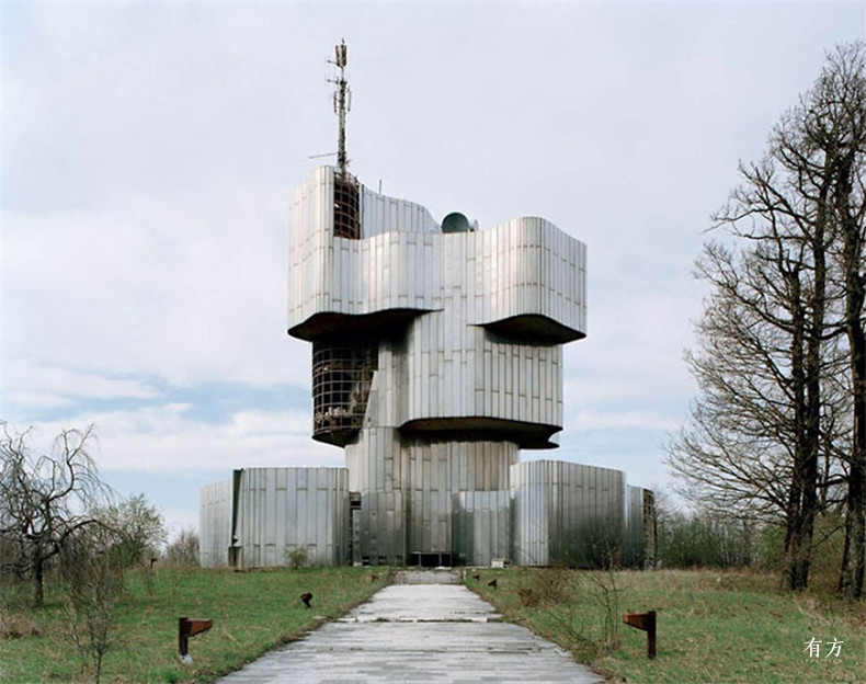 old-monuments-yugoslavia-spomeniks-jan-kempenaers-6