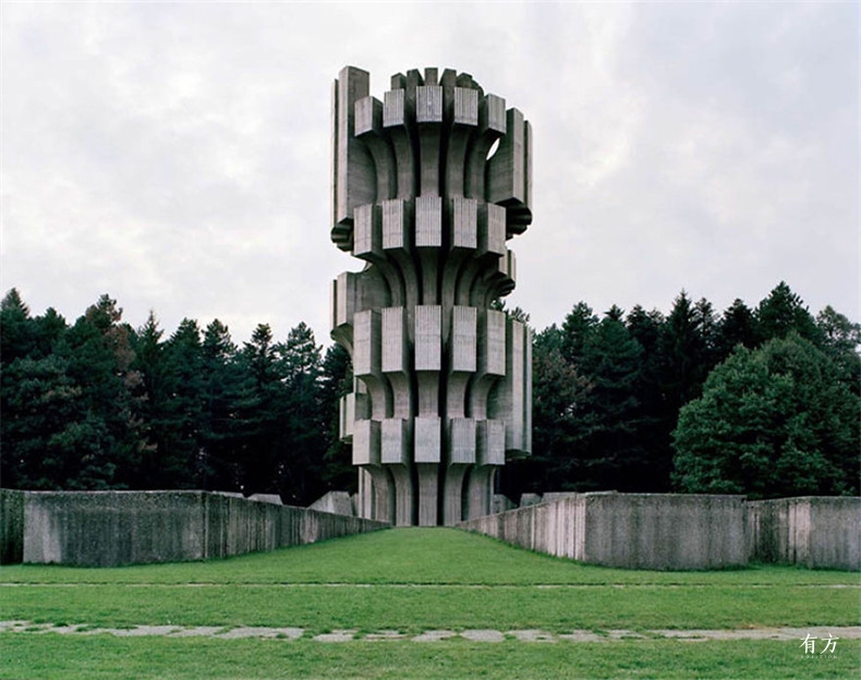 old-monuments-yugoslavia-spomeniks-jan-kempenaers-7