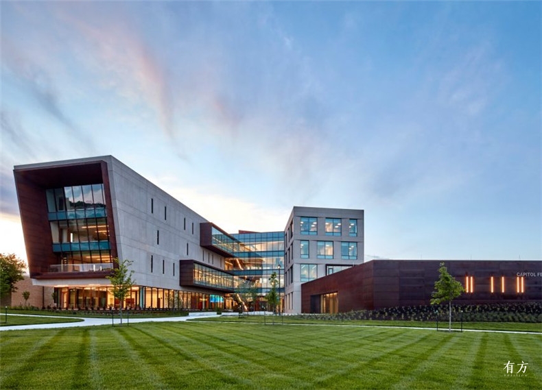 01 University of Kansas  Capitol Federal Hall School of Business 01