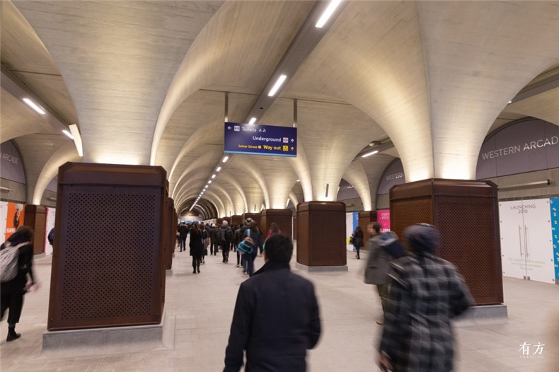 London Bridge tunnel 1 1024x683