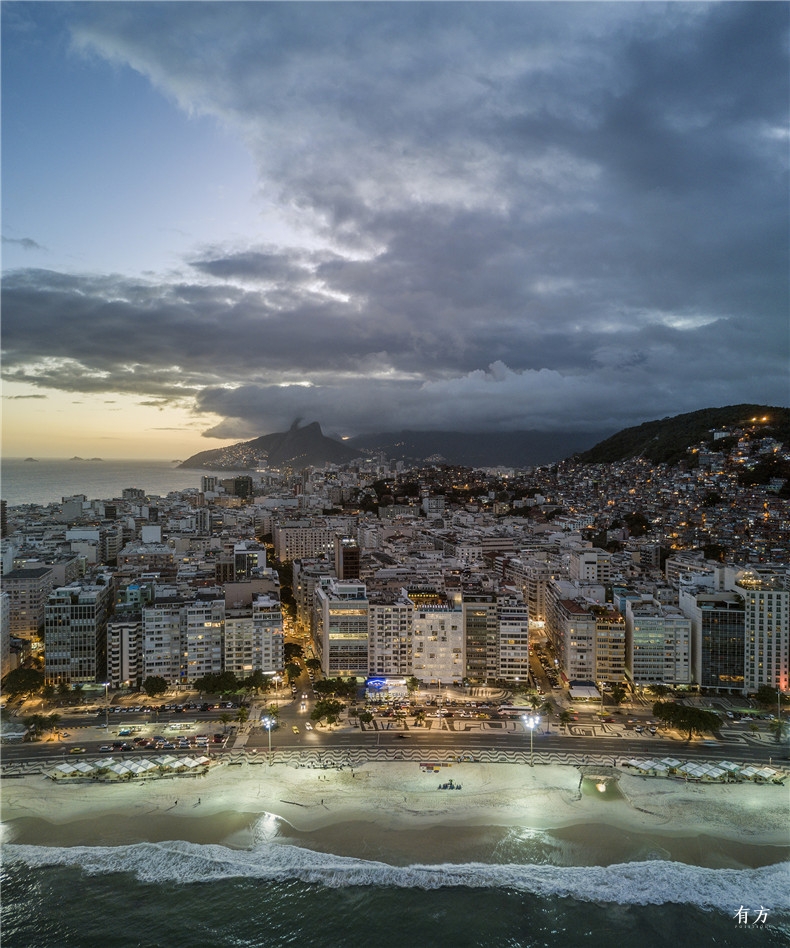 1  Emiliano  View of the beachfront