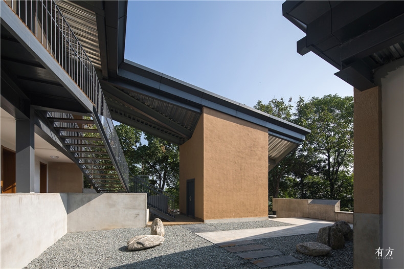 穿透风景的院子西北向 courtyard with penetrating sceneryNorthwest Direction