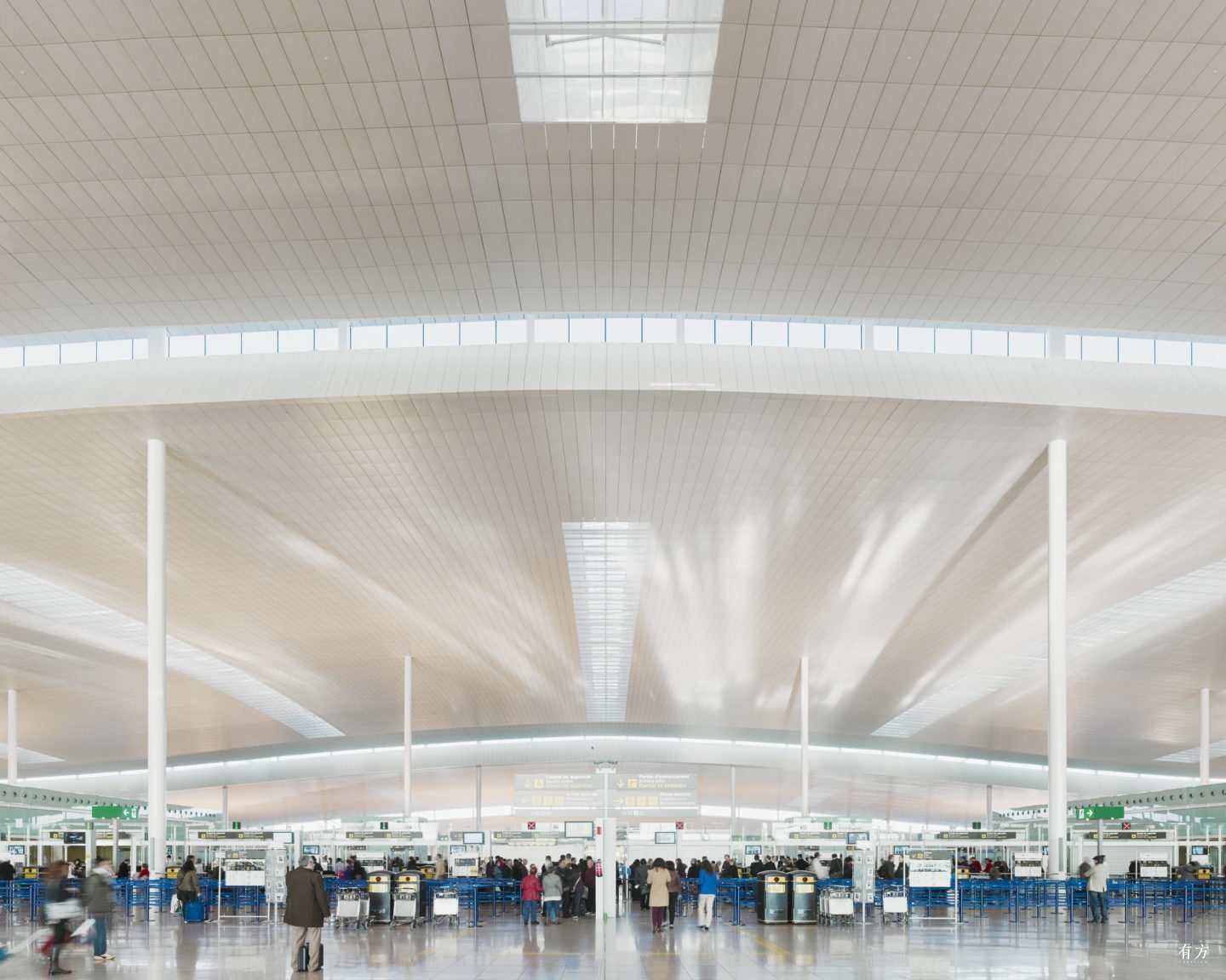 ricardo bofill taller arquitectura new barcelona airport terminal 1 spain 01-1440x1152