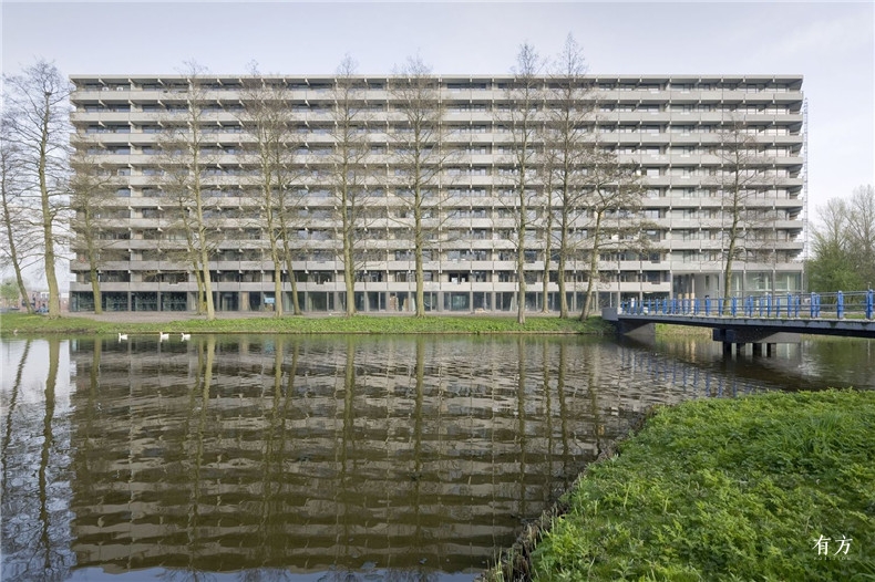 Bijlmermeer 01