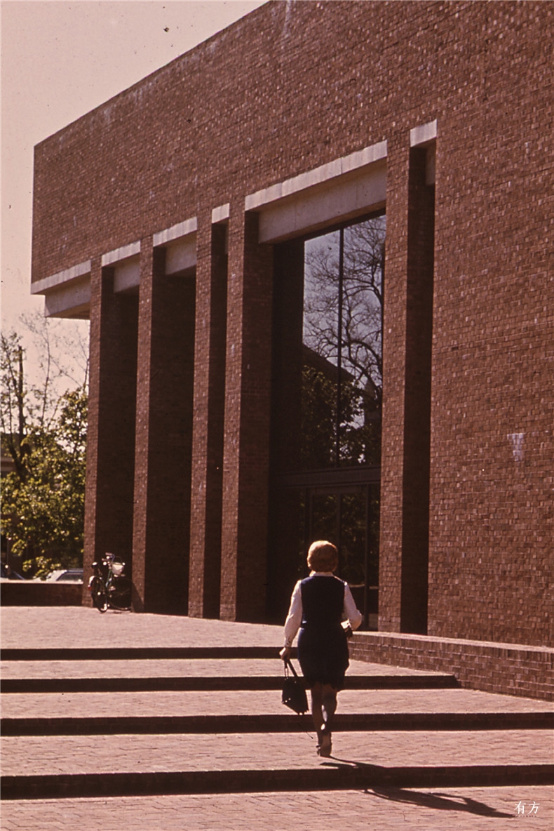 100张照片回顾贝聿铭的100岁人生19 克莱奥罗杰斯纪念图书馆1969年