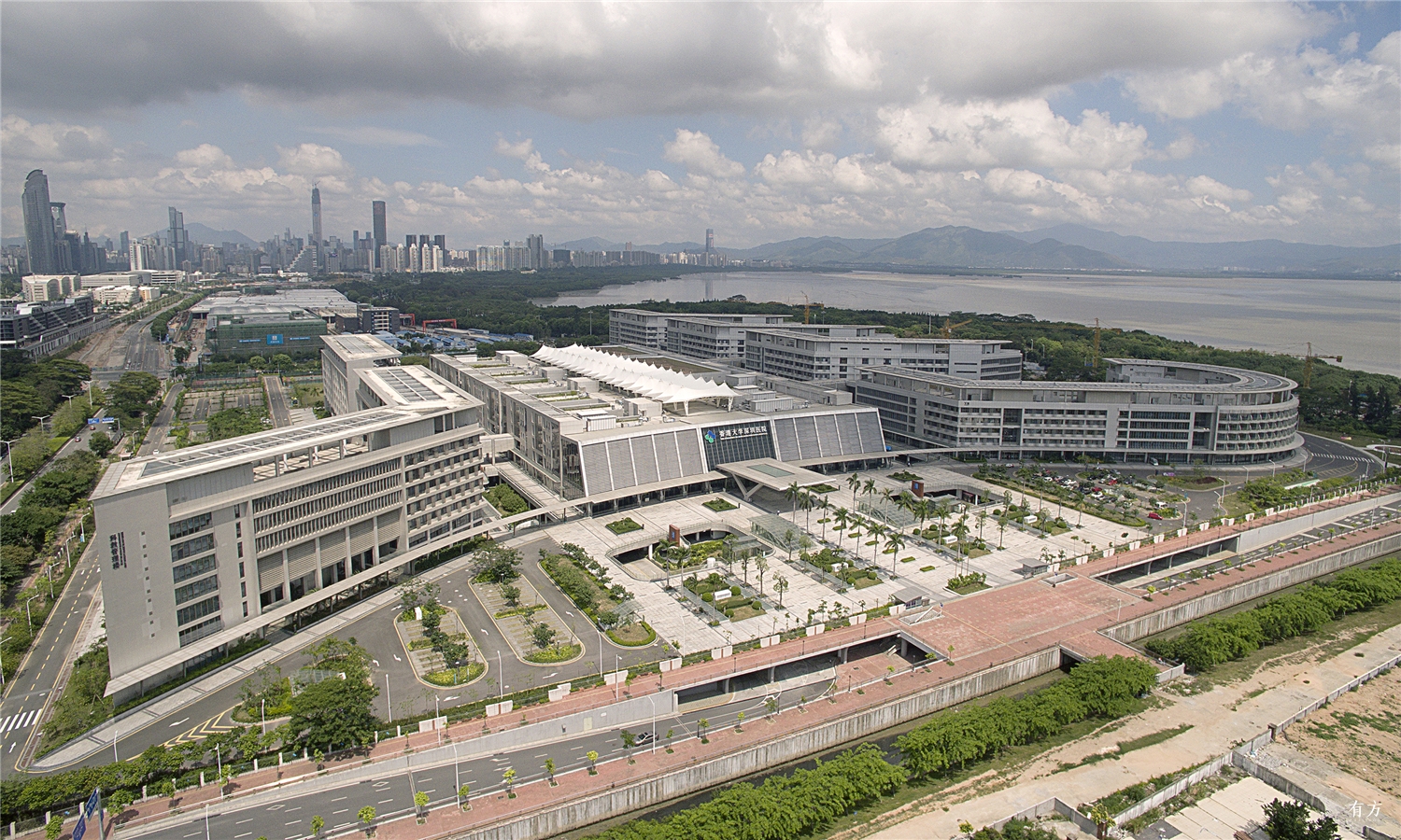 香港大学深圳医院