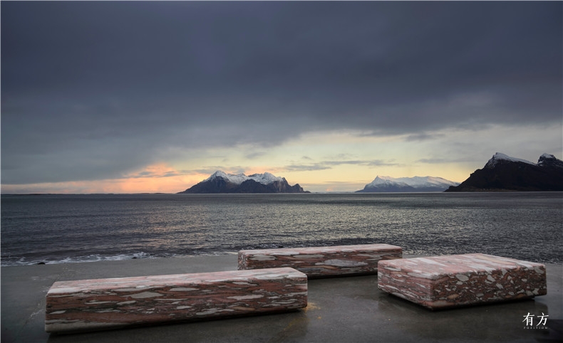 2. Benches in marble. Photo Steinar Skaar