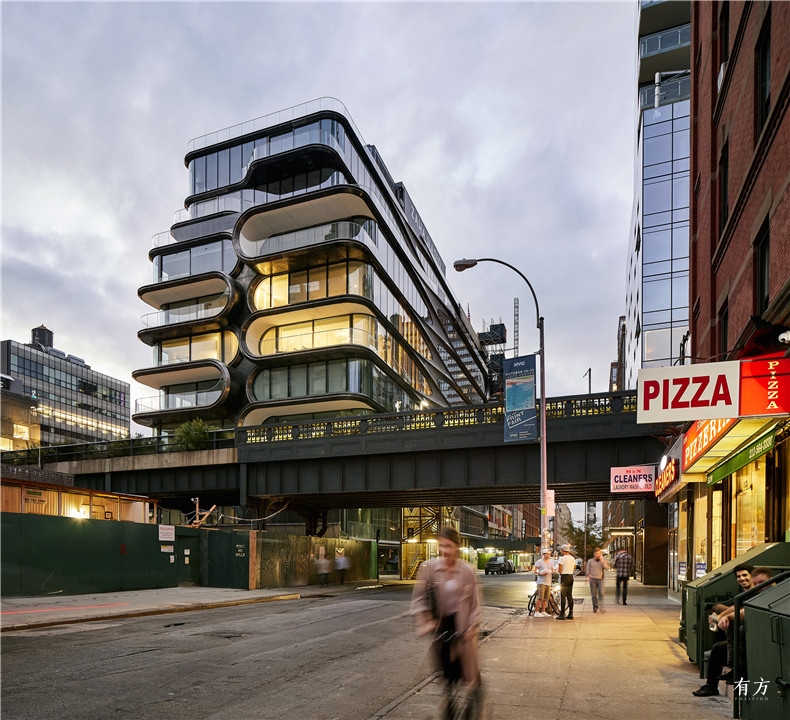 02 ZHA 520 W 28th Street HuftonCrow