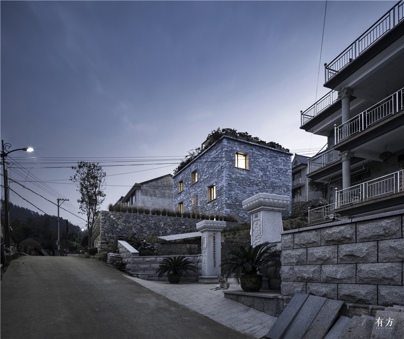 01 村中主街透视road to houseYao Li