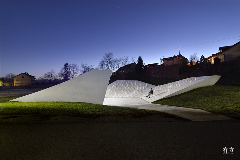 skorba village center 01 night view