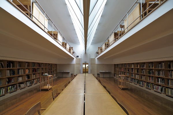 波尔图大学建筑学院·图书馆